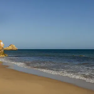 In Praia Da Rocha With A-c, Terrace In Portimão